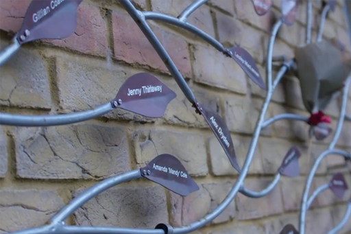 metal-commemorative-leaf-tree