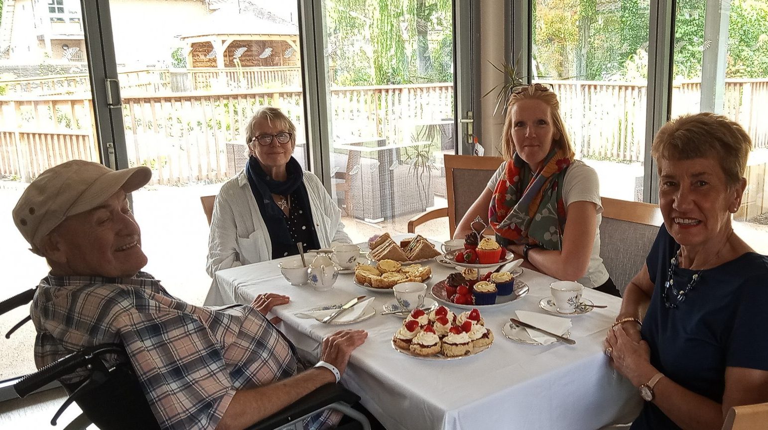 Bob and Diane afternoon tea