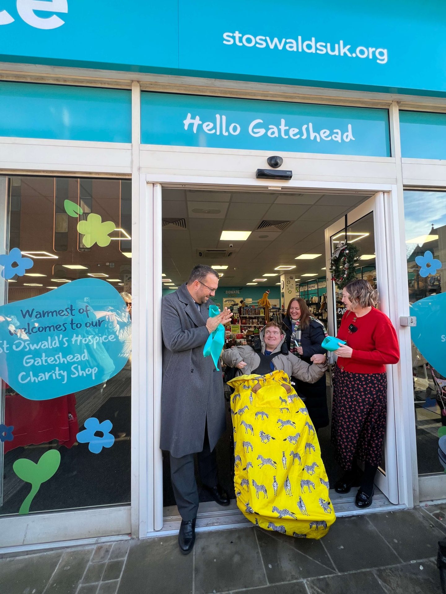The shop was opened by Anita Ball, Director of Income and Marketing at St Oswald’s Hospice, Mark Ferguson, Labour MP for Gateshead Central and Whickham and Gateshead local, Nick Cornwell