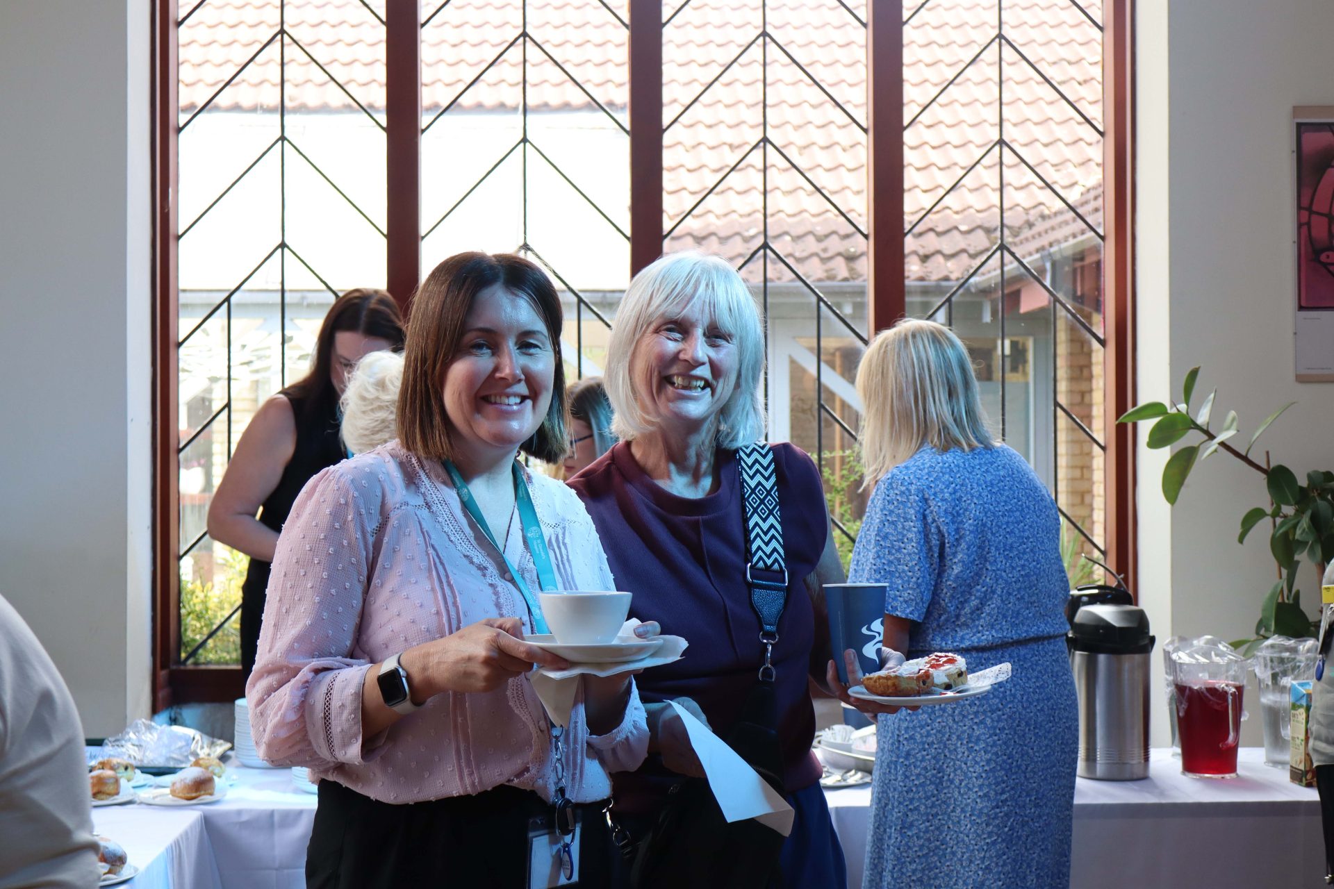 People having scones in the LSA (41)
